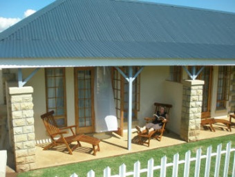 Sandstone Chameleon Guest House